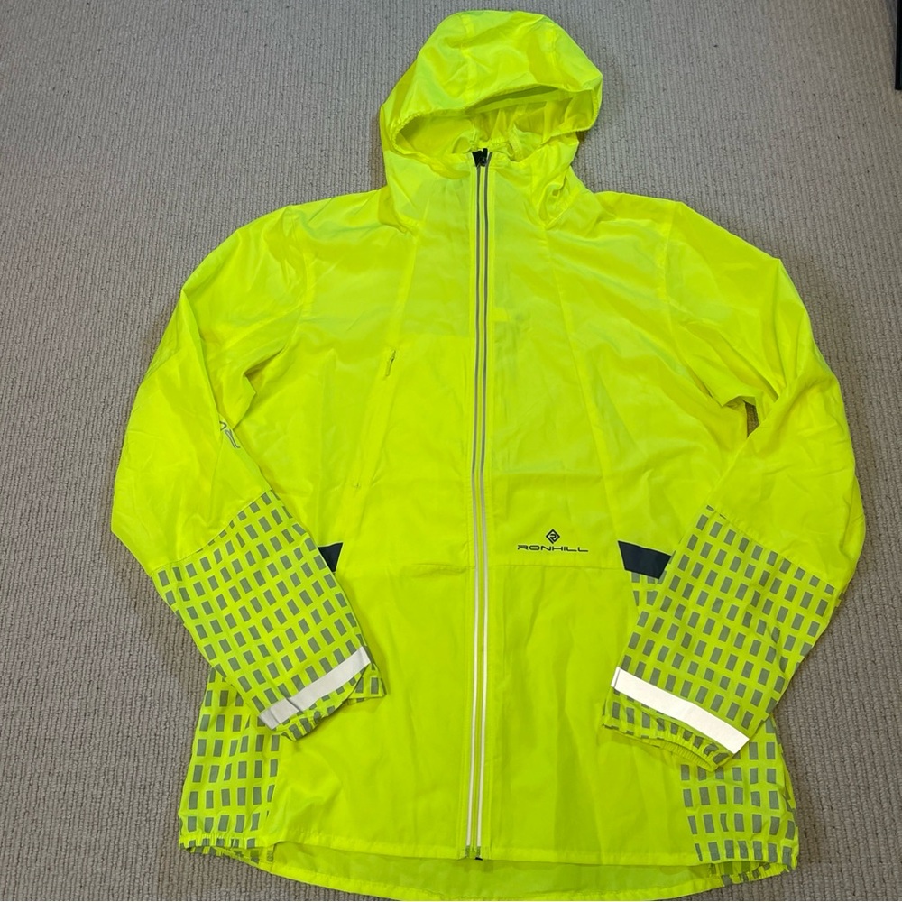 RONHILL Tech Afterhours Jacket Women’s Medium Yellow Reflective Running Full Zip